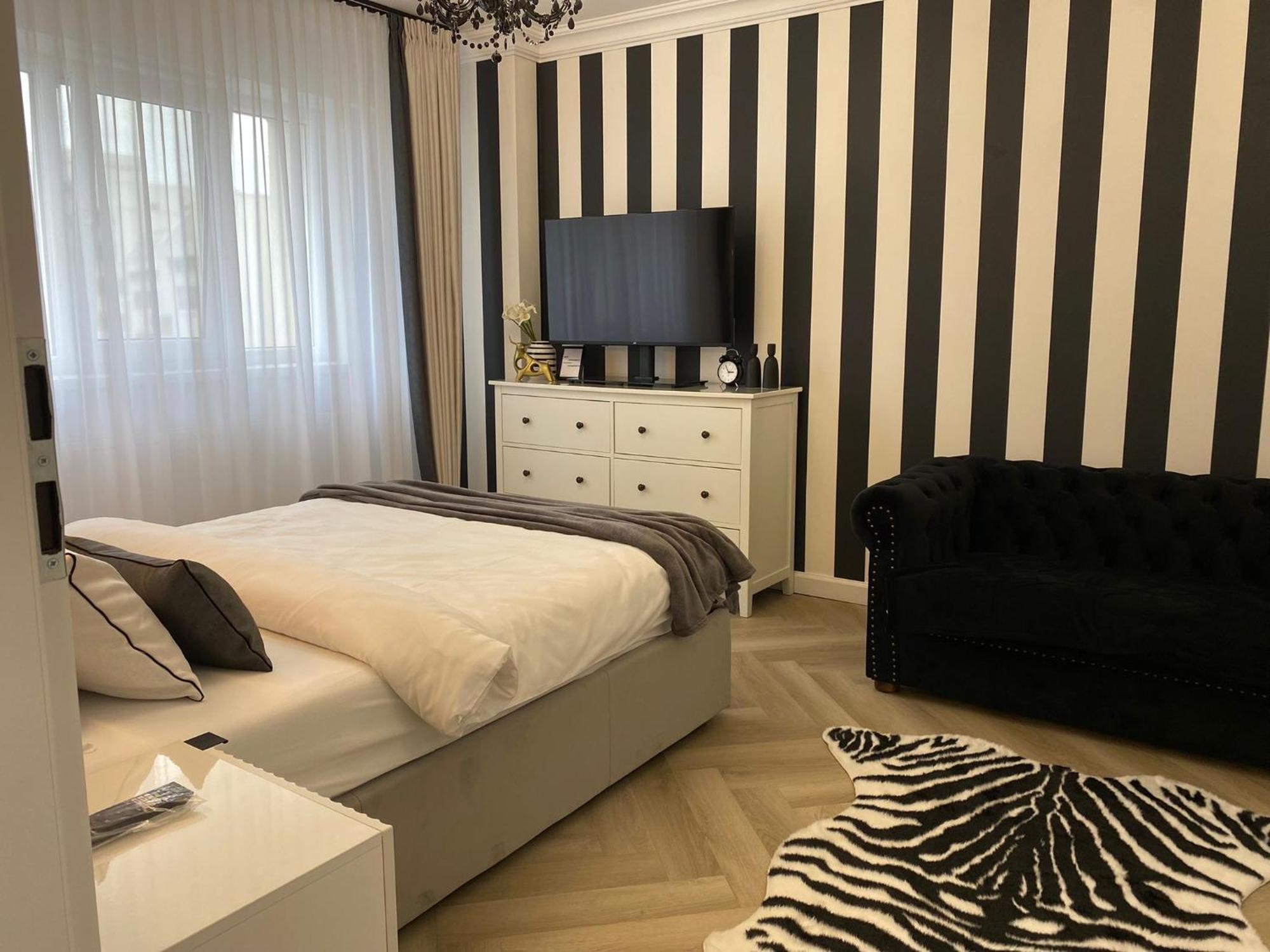 Studio Luxury Black & White Alba Iulia Exterior foto